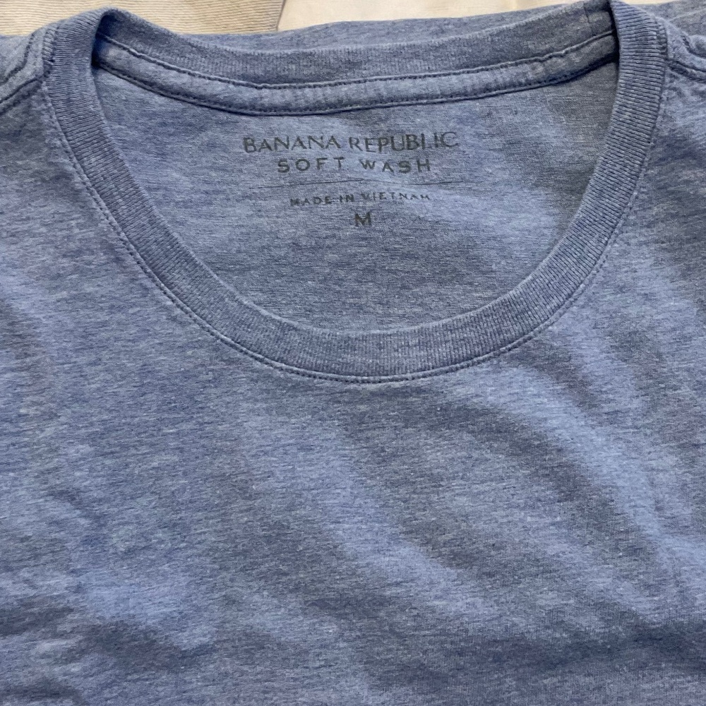 Banana Republic Medium blue tee